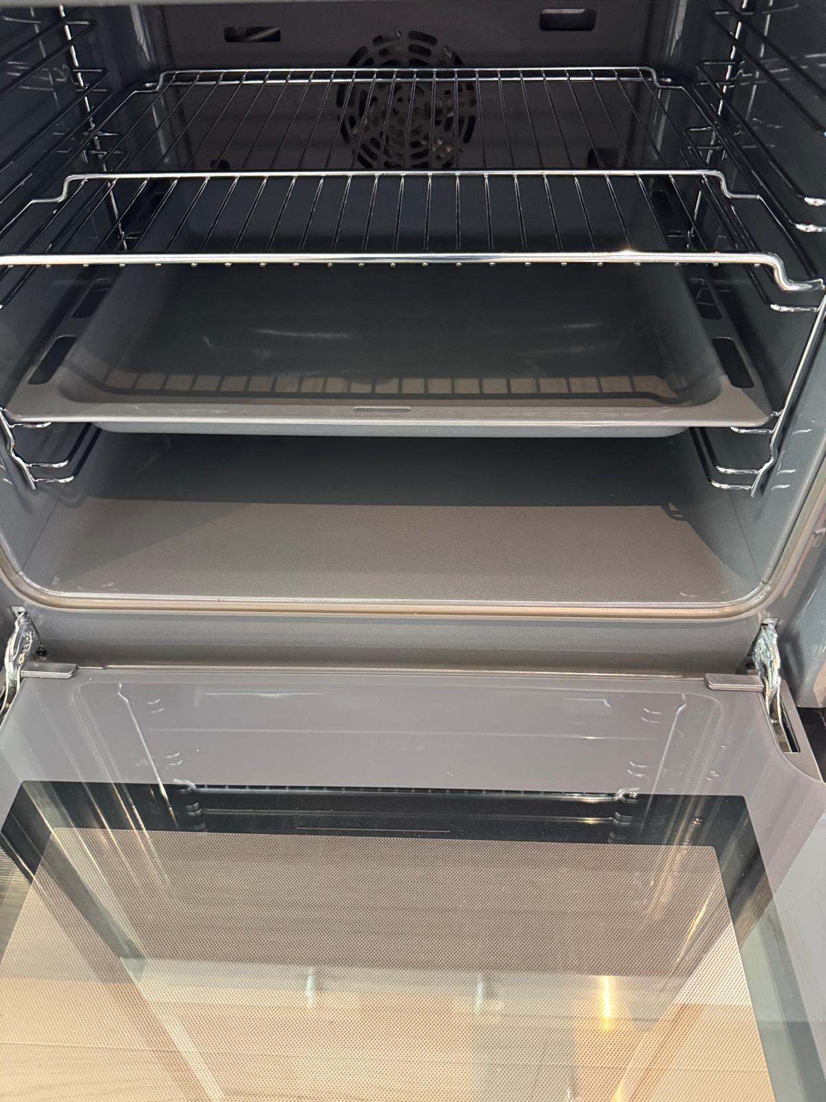 Oven
